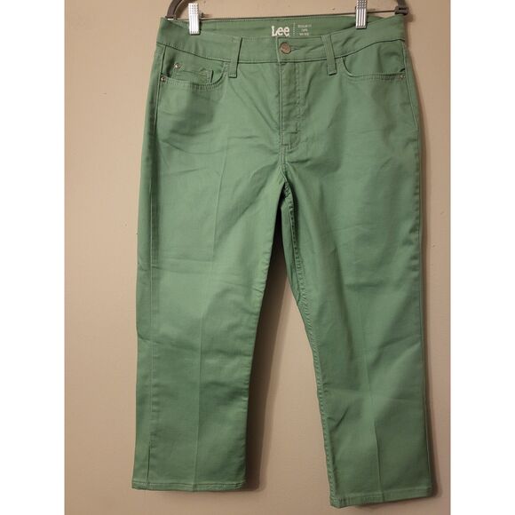 Lee Regular Fit Denim Capri Mid Rise Light Green Pant Women Size 14M Trendy - Picture 1 of 5